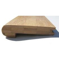 Nez de marche bambou parquet horizontal caramel massif bambou