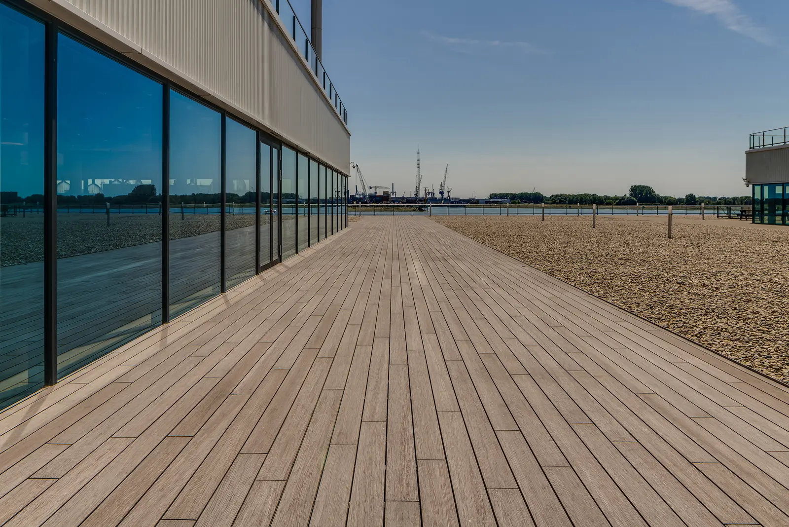 Grande terrasse professionnelle en MOSO Bamboo X-treme